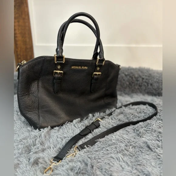 Michael Kors Black Pebbled Leather Shoulder Bag Removable Strap MK Logo - Picture 2 of 11